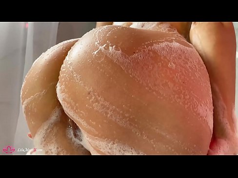 ❤️ Brunette masturboi pillua vibraattorilla intensiiviseen orgasmiin suihkussa Venäläinen porno at us fi.teatroporno.ru ❌️❤